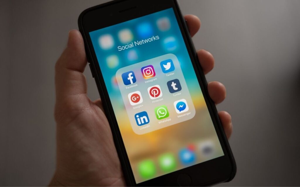 Simple Social Media Tip No. 3: Get Set Up